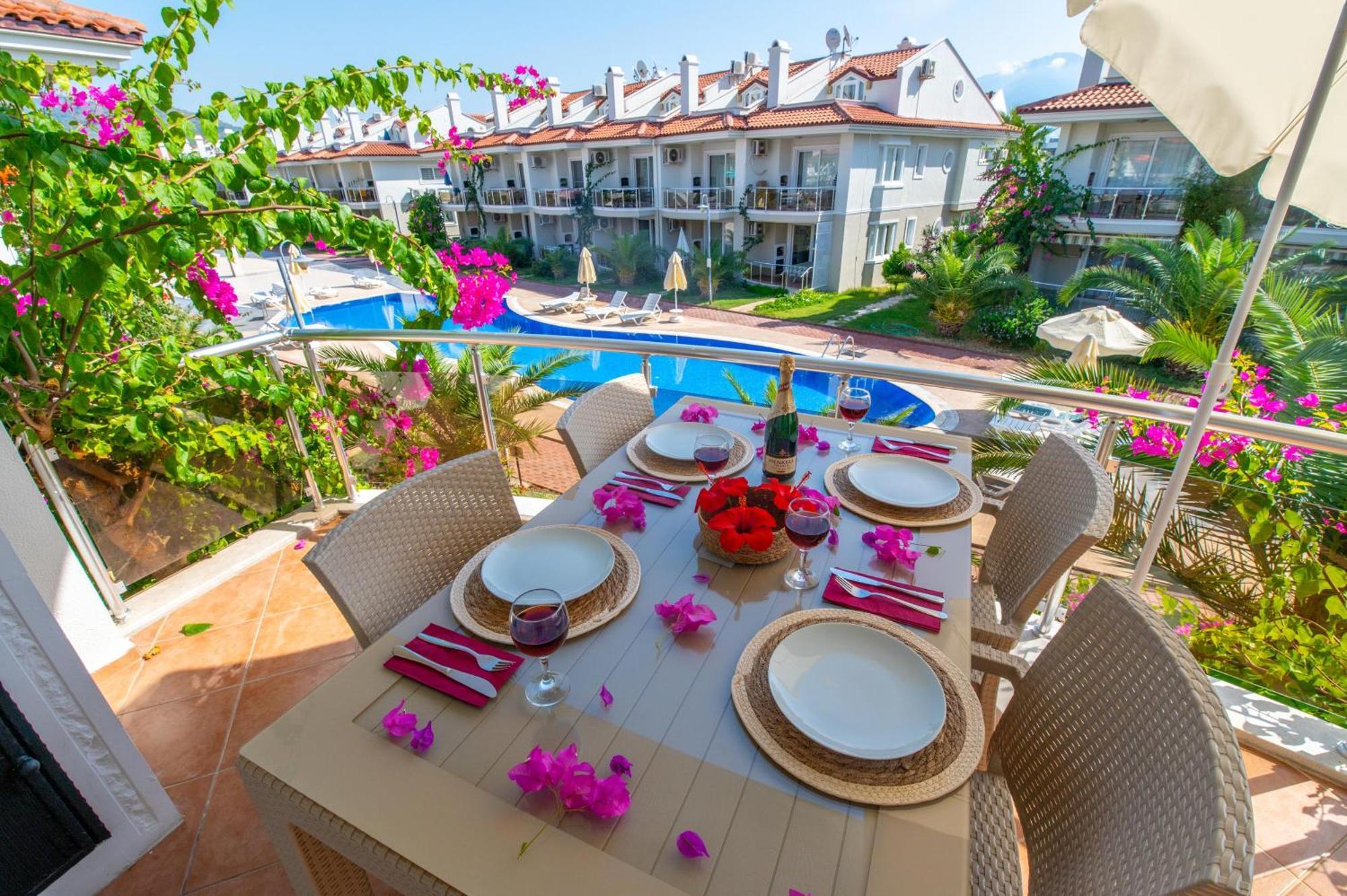 Sunset Beach Club Aqua Lettings Fethiye Dış mekan fotoğraf