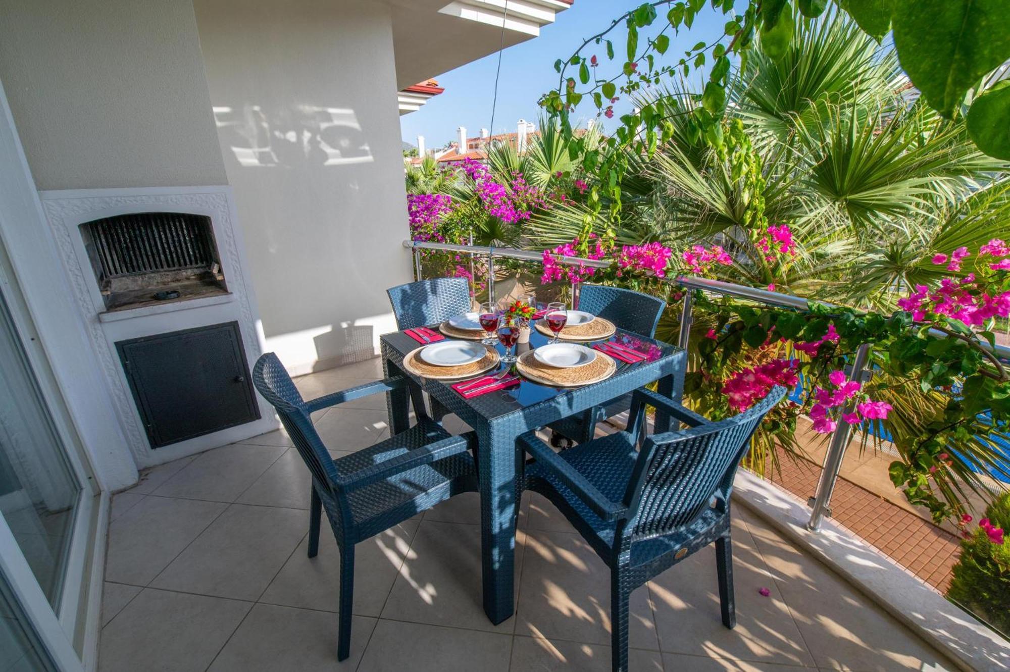 Sunset Beach Club Aqua Lettings Fethiye Dış mekan fotoğraf